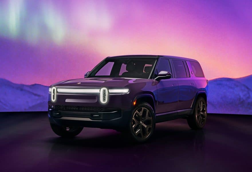 Rivian sorprende con el nuevo color de pintura Borealis para el R1T y R1S