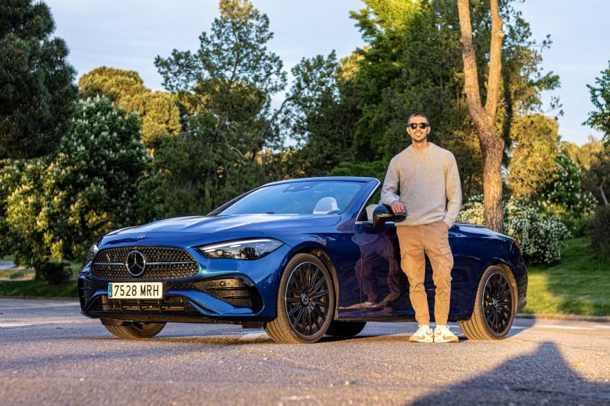 Cutter & Buck プルオーバー 紺色 Mercedes-Benz Foto-1-4-880x587.jpg
