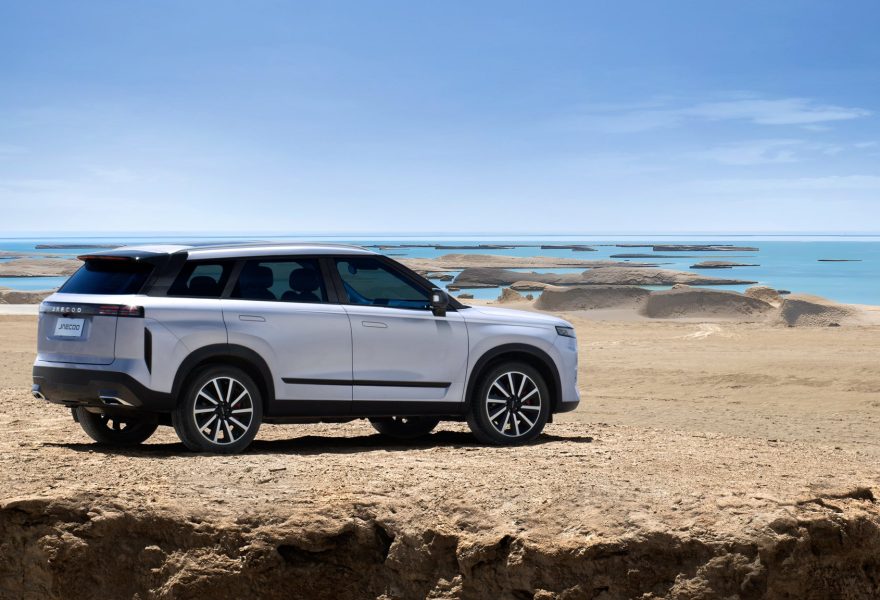 Jaecoo 7 SHS frente a Leapmotor C10 REEV: duelo de SUV-C chinos electrificados por debajo de 40.000 euros