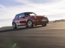 El MINI John Cooper Works se viste de gala con la edición especial 1965 Victory Edition