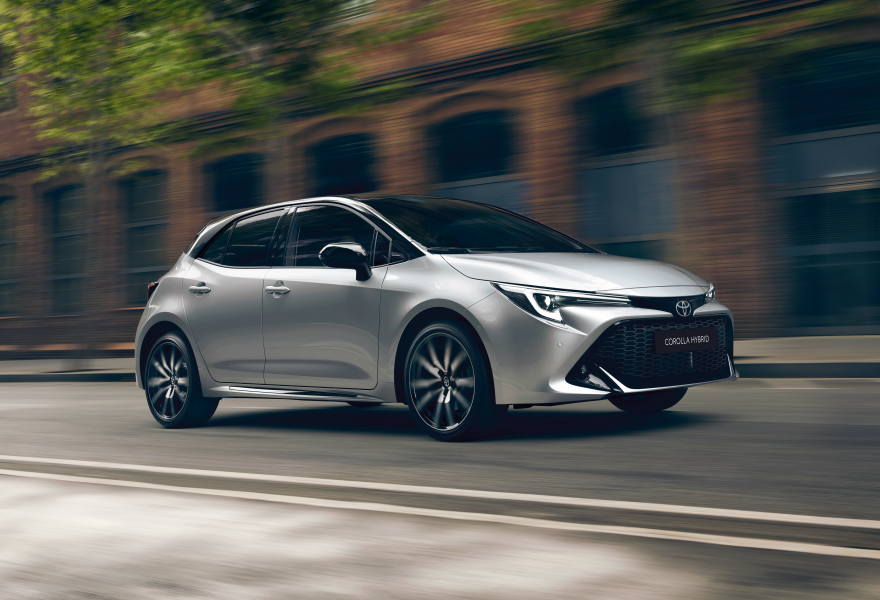 Review Toyota Corolla: por qué el compacto híbrido japonés sigue liderando en tecnología de eficiencia en 2026