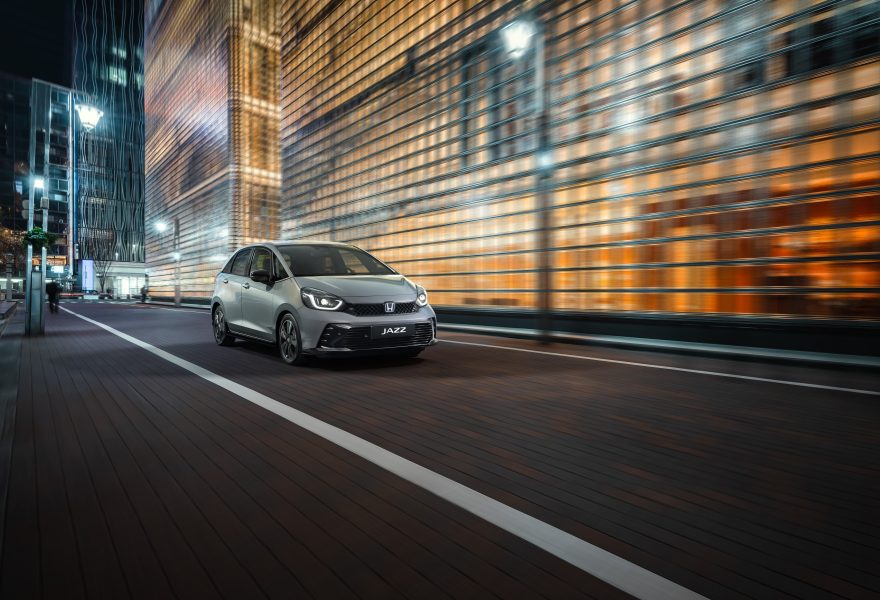 Guía de compra 2026: Los mejores coches urbanos con etiqueta ECO de gasolina