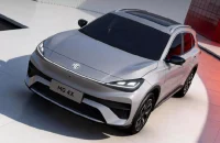 El MG 4X utiliza una batería de estado semisólido y promete más autonomía