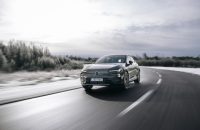 Volvo EX60: el SUV eléctrico que, con hasta 810 km de autonomía y un confort superior, no necesita pedir permiso para estar entre los mejores