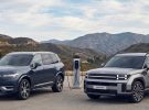 Hyundai Santa Fe PHEV vs Volvo XC90 Recharge: siete plazas, dos filosofías de eficiencia