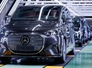 Mercedes-Benz inicia la producción en serie del monovolumen VLE en Vitoria