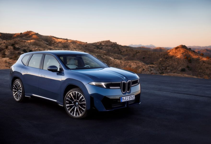 BMW acelera el lanzamiento comercial del iX3 en Norteamérica para atender la elevada demanda