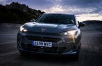 Cupra Terramar e-Hybrid frente a Volvo XC40 Recharge: dos SUV enchufables con alma premium a precio contenido