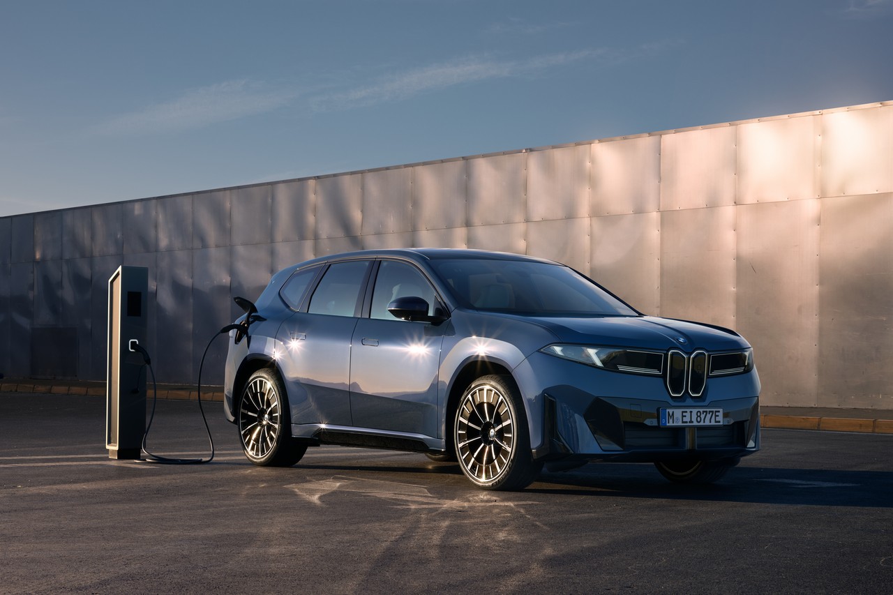 Bmw Ix3 12