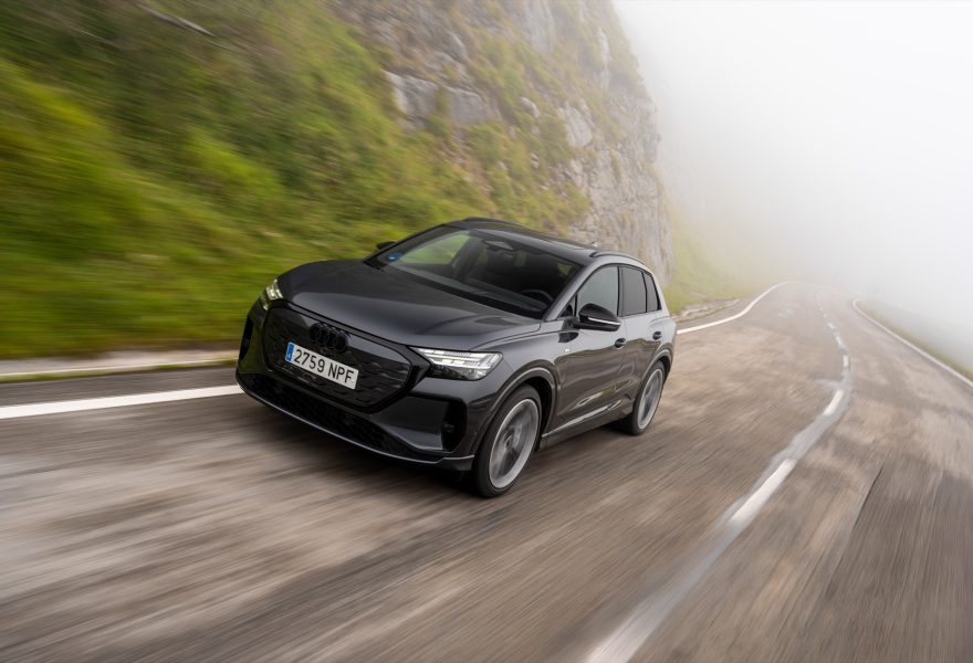 Cómo elegir un SUV eléctrico premium en 2026 sin pasarse de 70.000 euros: autonomía, carga y equipamiento