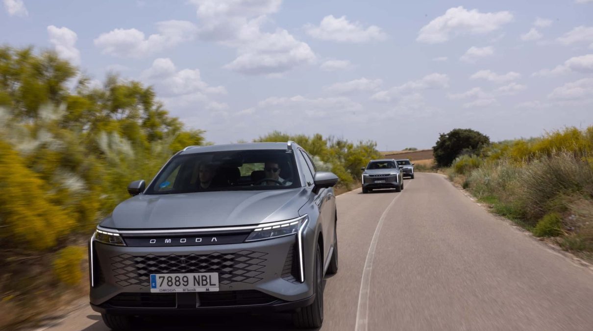 Review Omoda 9 SHS: por qué el SUV chino híbrido enchufable eleva el listón premium en 2026