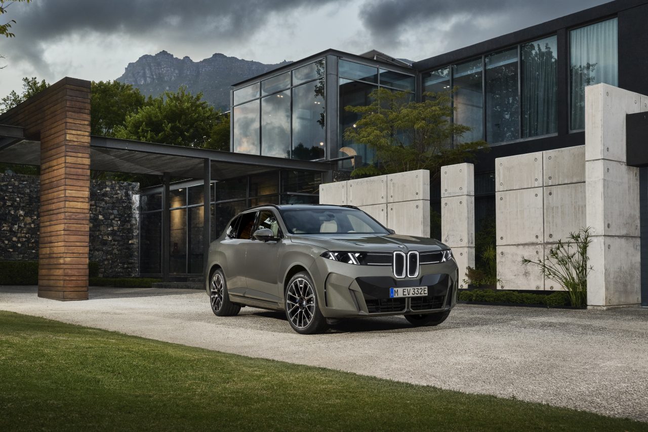 BMW X5 vs Volvo XC90 plug-in hybrids: Which premium seven-seater SUV offers more value in 2026?