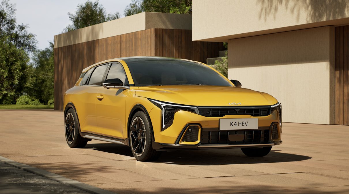 El KIA K4 HYBRID refuerza la gama de la marca en España