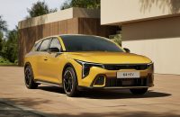 El KIA K4 HYBRID refuerza la gama de la marca en España