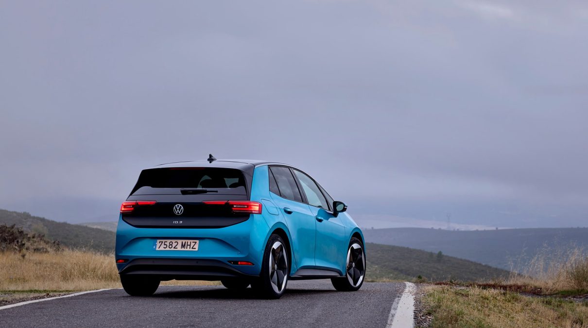 Ranking 2026: los 6 compactos eléctricos con el asistente de voz e inteligencia artificial más eficaces del mercado español