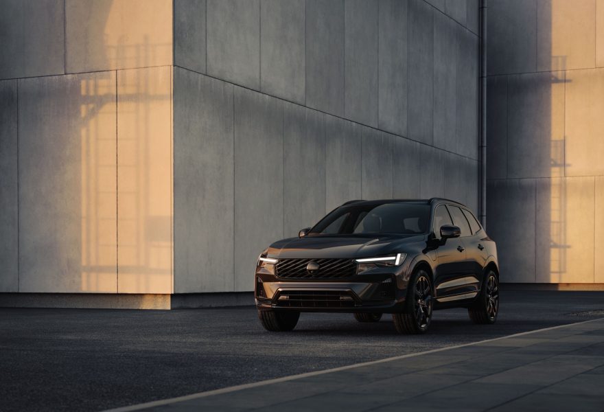 Volvo lanza un órdago híbrido enchufable: hasta 200 km eléctricos para el XC60 PHEV y 160 km para el XC90 PHEV