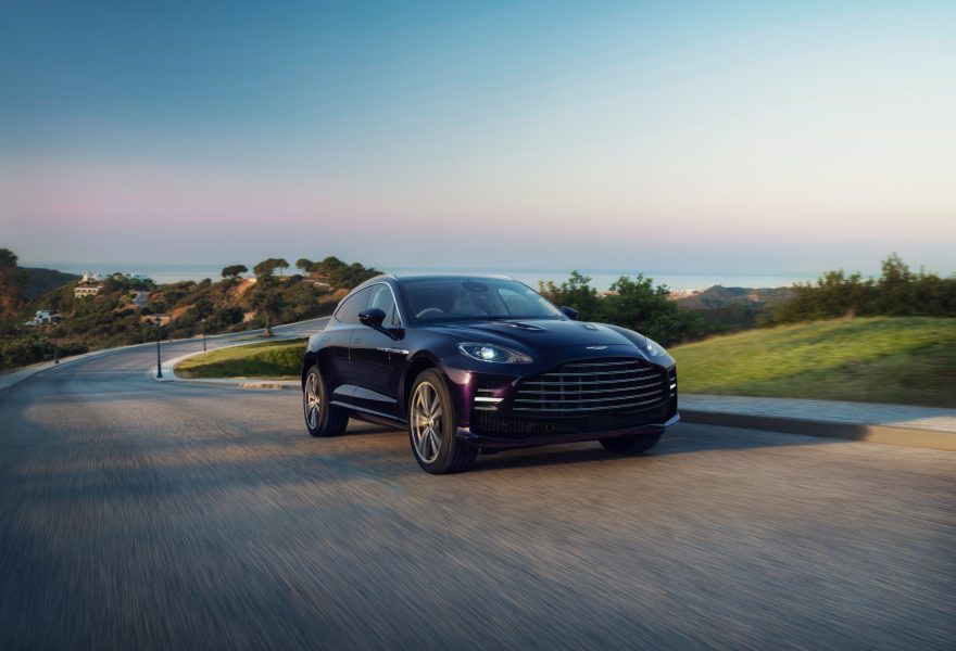 Aston Martin aúna elegancia y deportividad en la nueva versión GT del DBX