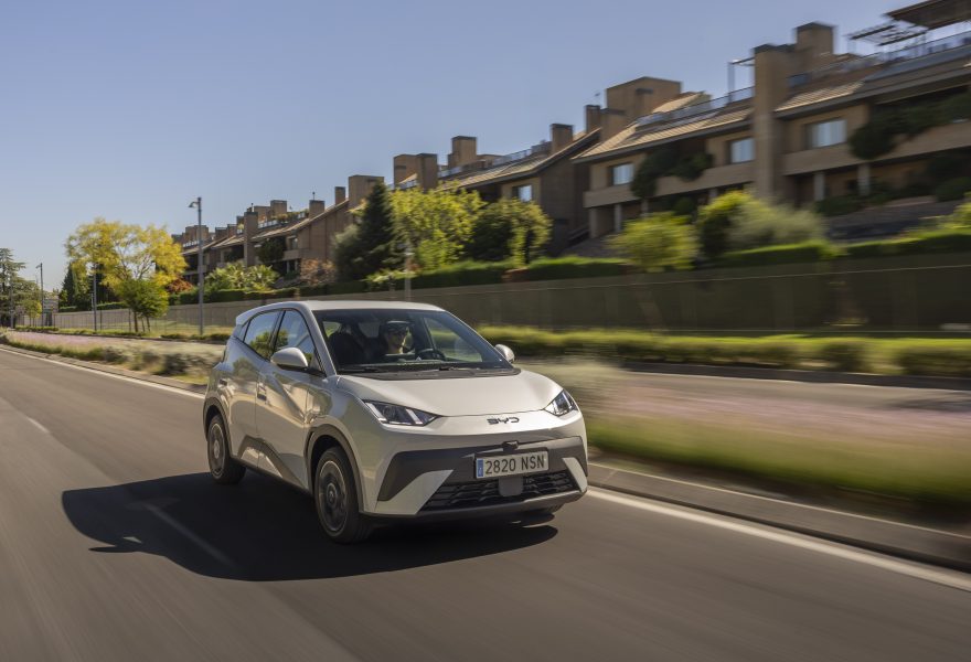 El BYD Dolphin Surf estrena novedades tecnológicas y de diseño para sus acabados