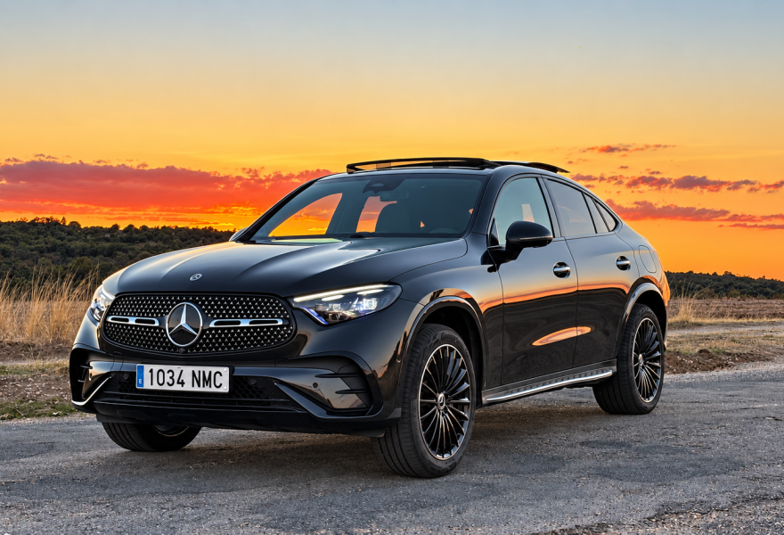 Prueba Mercedes-Benz GLC 300 e 4MATIC Coupé: confort, eficiencia y una dinámica sorprendente