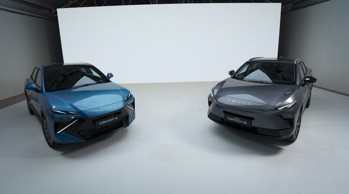 Ecco i nuovi Omoda 4 e Omoda 5: due SUV elettrificati per il 2027 che lasciano un dubbio