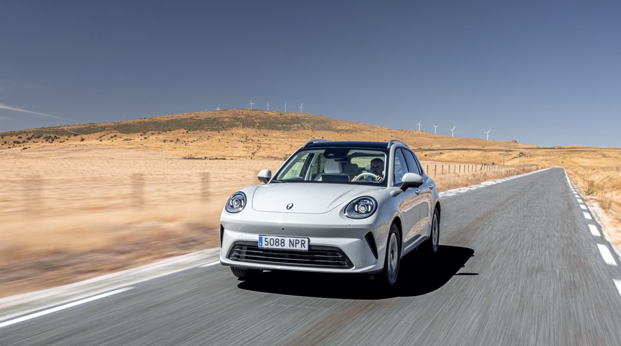 Prueba GWM ORA 5 1.5T 160 CV: un SUV de gasolina que sorprende, pero el híbrido cuesta solo 2.000 euros más