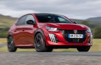 Peugeot E-208 GTi: un juguete con pilas que recupera el espíritu de los deportivos de los ochenta