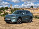 Probamos el Geely E5 ¿Cómo se comporta un SUV chino en un pueblo medieval español?