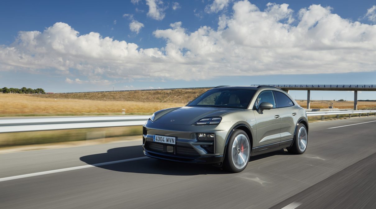 Ranking 2026: los 5 SUV compactos eléctricos premium con mejor calidad de carga rápida en ciudad