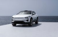 مقارنة Polestar 3 مع Tesla Model Y Performance: مبارزة SUV الكهربائية الفاخرة في 2026