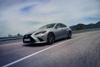 Lexus ES, foto 9 de 30