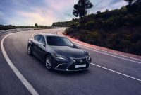 Lexus ES, foto 13 de 30