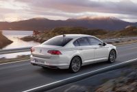 Volkswagen Passat, foto 10 de 43