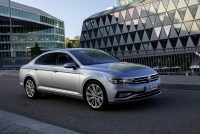Volkswagen Passat, foto 1 de 43