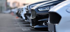 La caída de las ventas de coches nuevos se modera y registra un 24% menos que en el mismo periodo de 2019