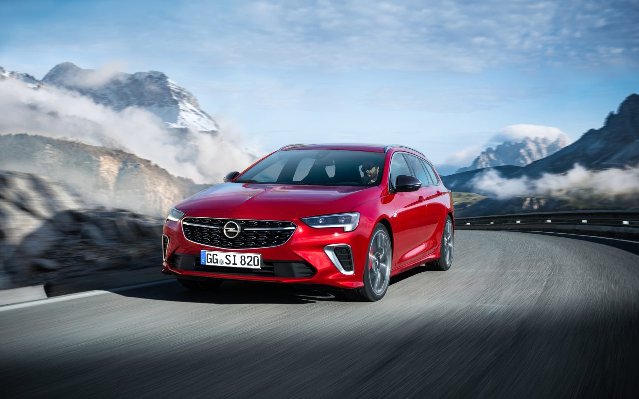 Adiós al Opel Insignia, la berlina deja de fabricarse este año para dejar  paso a un SUV eléctrico