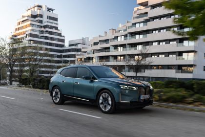 BMW iX