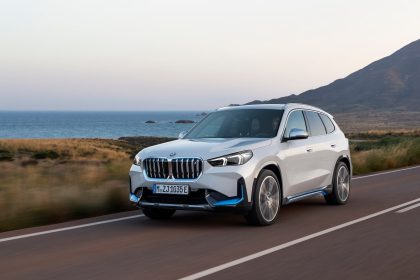 BMW iX1