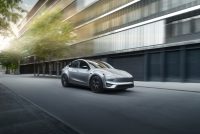 Tesla Model Y, foto 1 de 12