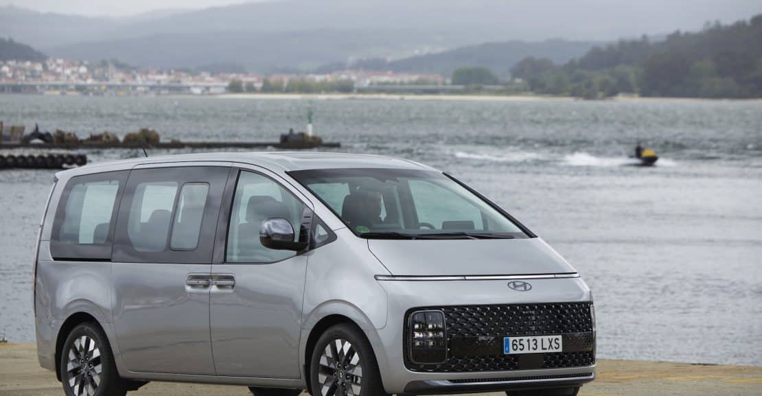 Hyundai Staria