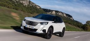 El Peugeot 2008 se electrifica y consigue la etiqueta ECO