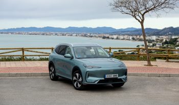 Geely E5 lleno