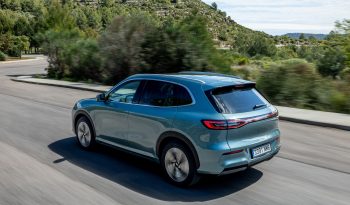 Geely E5 lleno