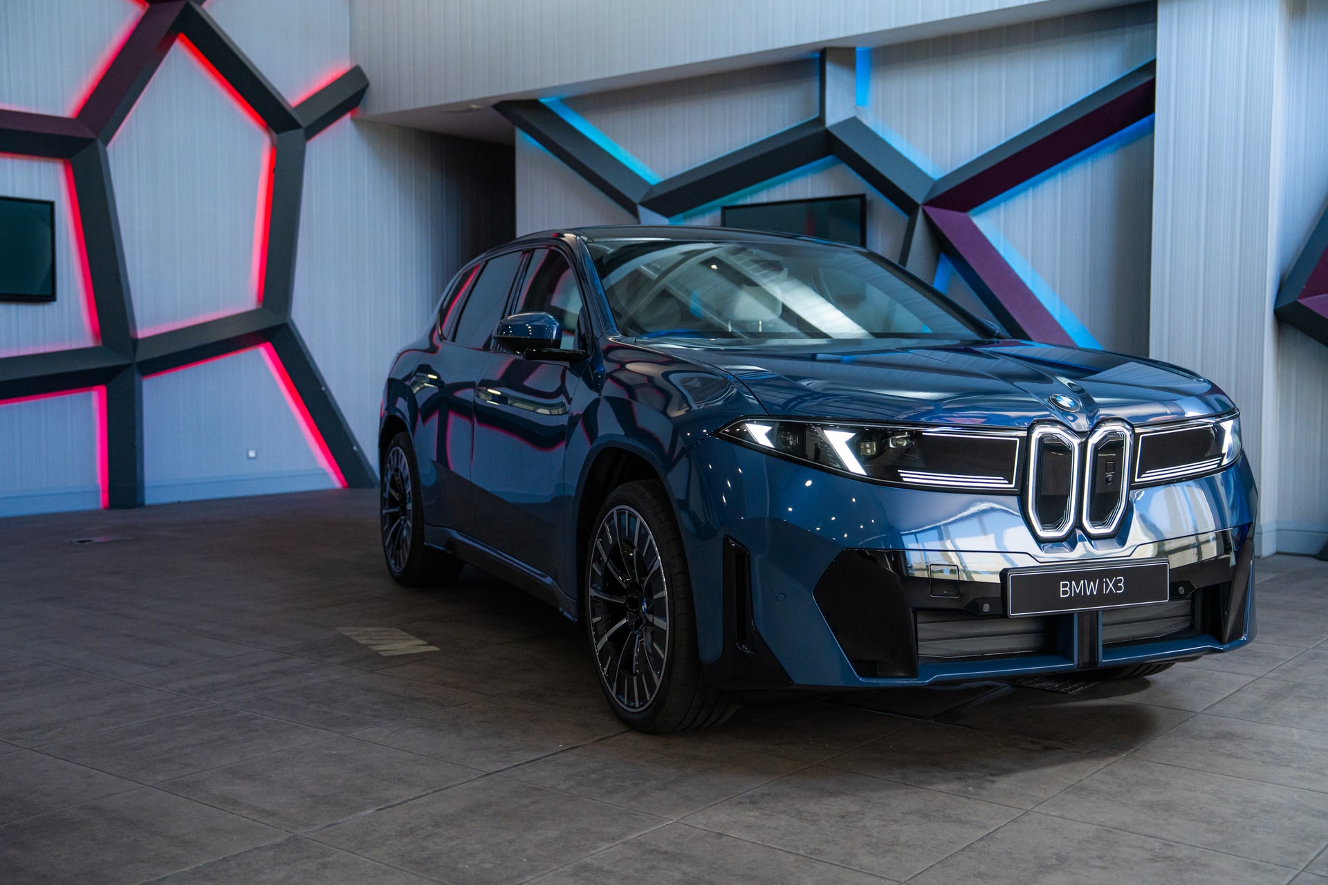 BMW iX3