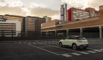 Geely E2 lleno