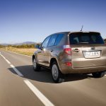 Toyota RAV4 Plug-in review 2026: análisis a fondo del SUV compacto PHEV familiar por eficiencia y espacio